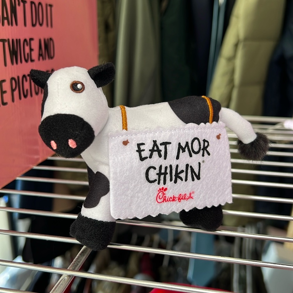 Chick-fil-a stuffed cow
